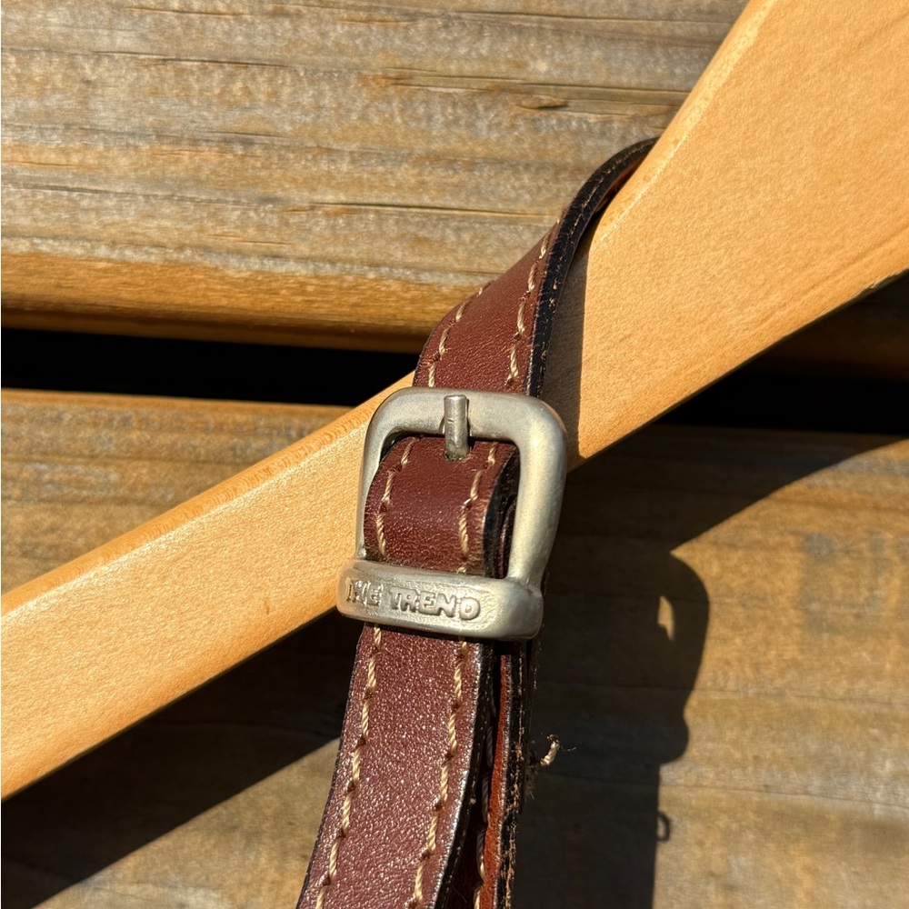 The Trend vintage Brown Leather Crossbody Bag with Silver Buckle - Picture 5 of 11